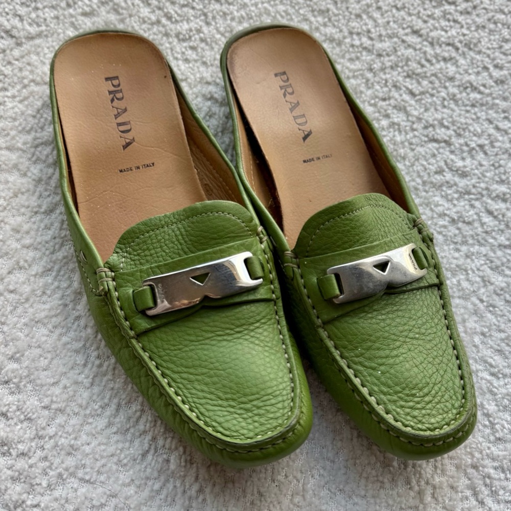 Prada Leather Pistachio Kelly Green Silver Logo Mules 36.5 6.5 Driving Shoes